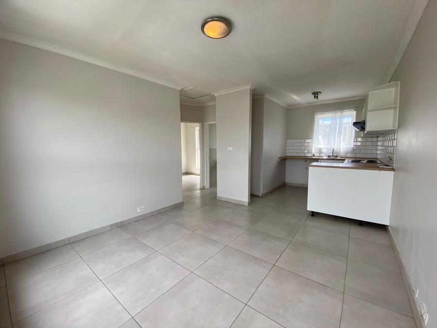 To Let 2 Bedroom Property for Rent in Vredekloof East Western Cape